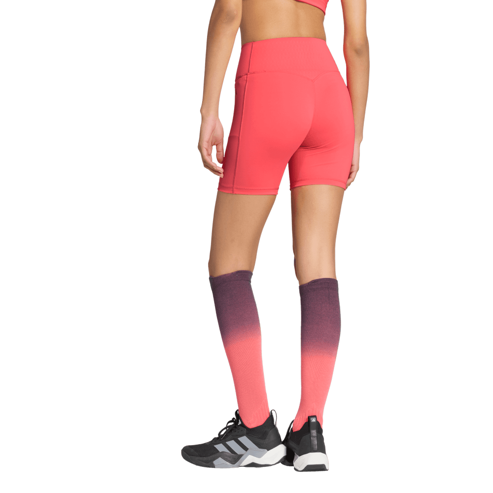 KR0985_3_APPAREL_On Model_Back View_transparent
